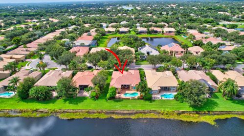 7096 Corning Cir, Boynton Beach FL 33437-3986 exterior