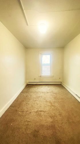 26 Du Bois Ave, Poughkeepsie NY  12601-2141 exterior