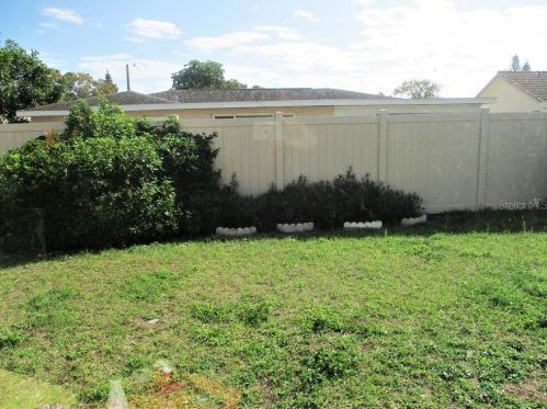 9014 Cochise Ln, Port Richey FL 34668-4903 exterior