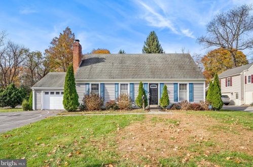 608 Valley View Rd, Ardmore, PA 19003-1008