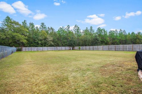 9088 Tara Cir, Milton FL 32583-8147 exterior