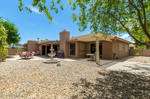 25402 Sedona Dr, Chandler AZ  85248-6636 exterior