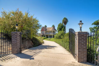 41950 Via Del Gavilan, Fallbrook, CA 92028-8593