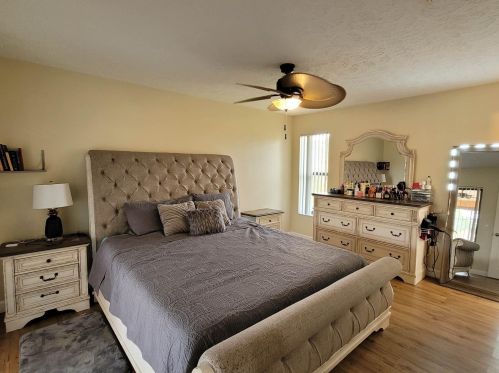 457 Walters Ter, Fort Pierce FL  34983-3878 exterior