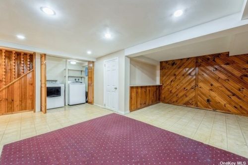 5 7 St, Valley Stream NY 11581-1255 exterior