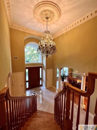 21 Southfield Rd, Edison NJ 08820-3141 exterior