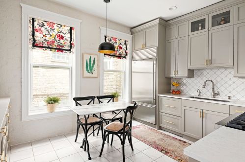 2818 Albany Ave, Chicago IL 60618-7605 exterior