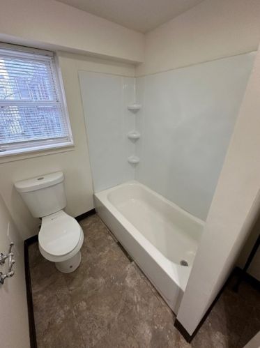 2011 Gregory St, Pittsburgh PA  15203-1641 exterior