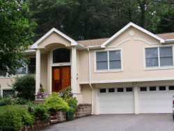 200 Brookline St, Newton, MA 02459-2803