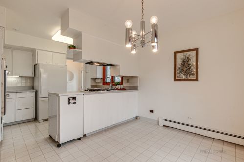 2035 Poplar St, Waukegan IL 60087-5014 exterior