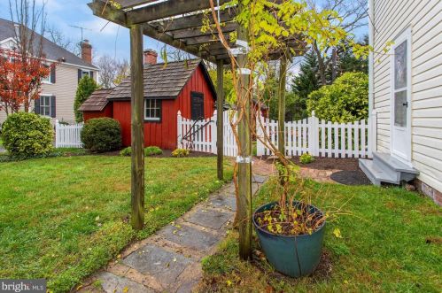 307 Great Falls Rd, Rockville MD exterior