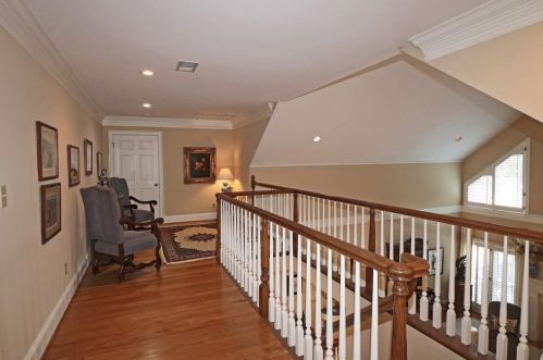 115 Grosvenor Pl, Atlanta GA 30328-4851 exterior