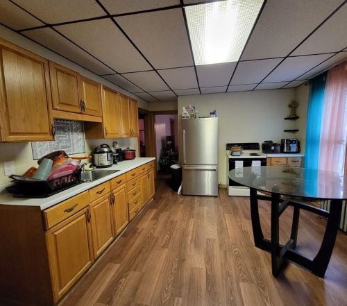 92 Nonotuck Ave, Chicopee MA 01013-2520 exterior