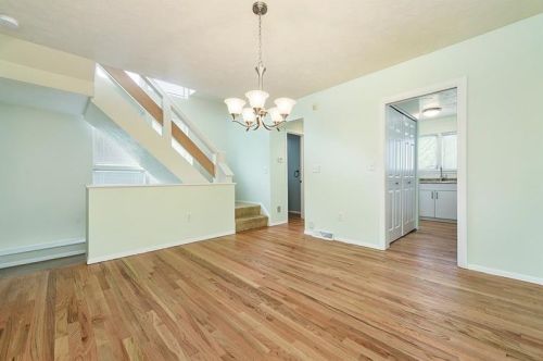 400 Noble St, Pittsburgh PA 15215-2638 exterior