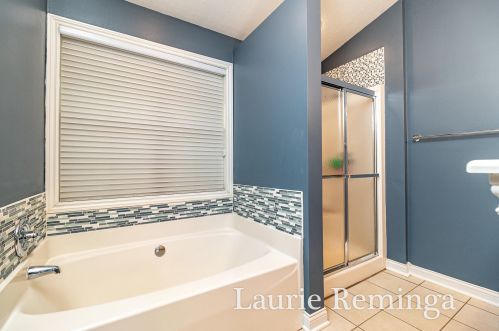 5450 Heathwood, Grand Rapids MI 49512-9514 exterior