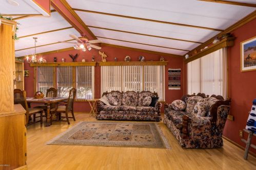 1609 Betty Elyse Ln, Phoenix AZ 85032-4297 exterior