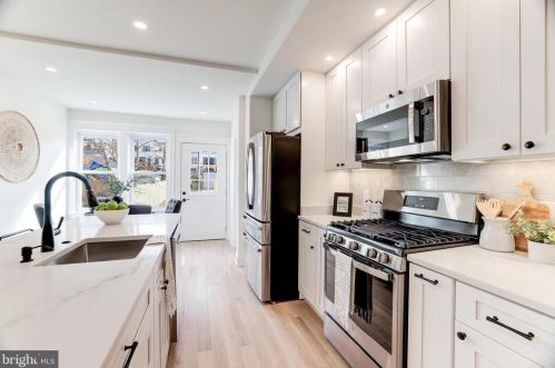 626 Hamilton St, Washington DC 20011-4030 exterior