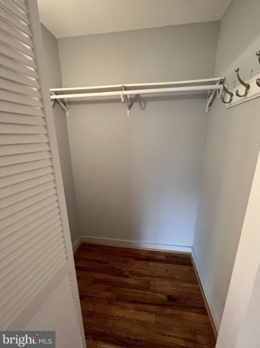 1807 Youngblood St, Mc Lean VA  22101-5244 exterior