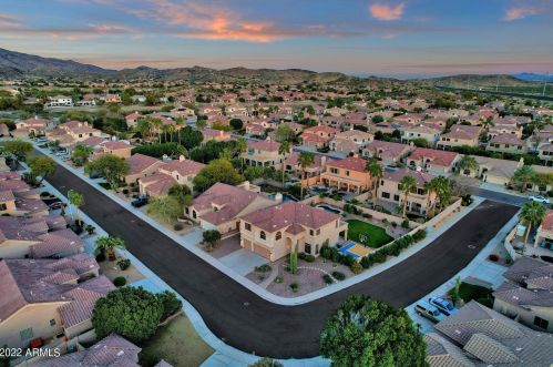 16647 15th Dr, Phoenix AZ  85045-0773 exterior