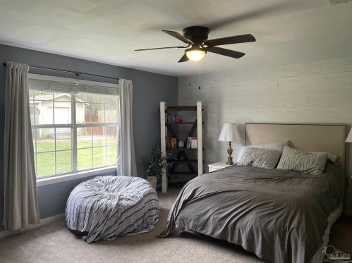 4749 Timberland Dr, Milton FL  32571-6218 exterior