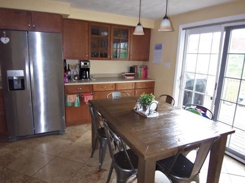 2242 Clairmont Dr, Pittsburgh PA  15241-3210 exterior