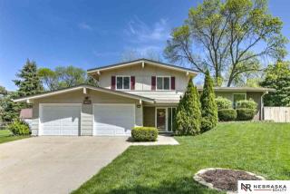 13404 Hickory Cir, Omaha, NE 68144-1242