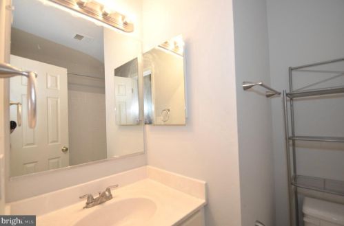 6317 Alderman Dr, Alexandria VA 22315-3731 exterior