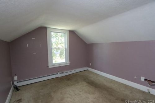 36 Brainard Rd, Enfield CT 06082-1939 exterior