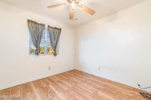 7421 Calle Medina, Tucson AZ  85757-8505 exterior