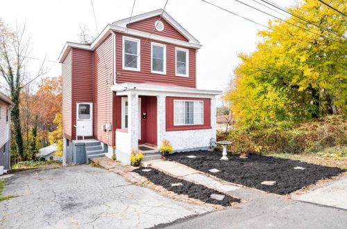 1514 Celtic St, Pittsburgh, PA 15210-3521