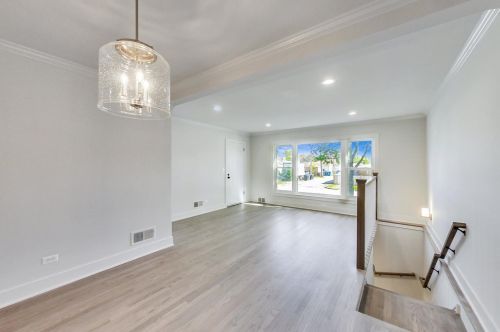 6416 Raven St, Chicago IL  60631-2516 exterior