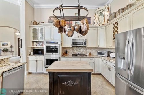 21642 Marigot Dr, Boca Raton FL 33428-4824 exterior