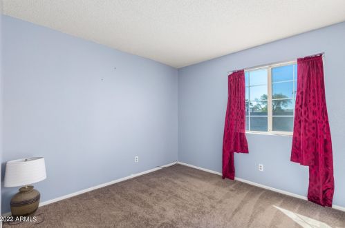 1829 Ardmore Dr, Phoenix AZ  85042-8038 exterior