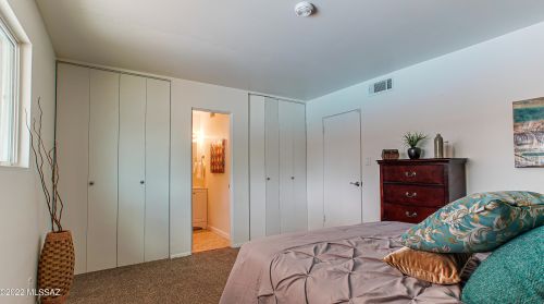 8322 Julia St, Tucson AZ  85710-4218 exterior