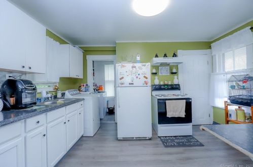 35 Maud St, Torrington, CT 06790-5448