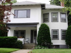 140 Crafts St, Newton, MA 02460-1411