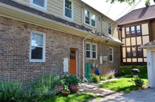 1619 Newton Ave, Milwaukee WI 53211-2223 exterior