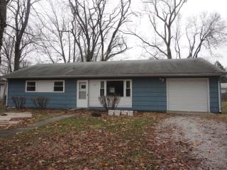 1312 Rosewood Dr, Champaign IL  61821-4945 exterior