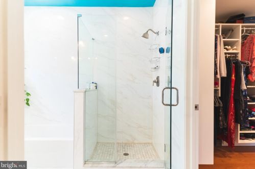 2028 Federal St, Philadelphia PA 19146-3914 exterior