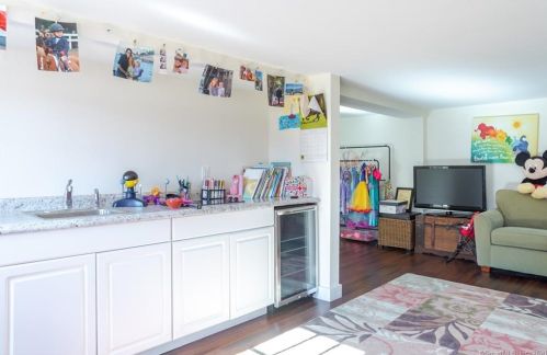 311 Wilton Rd, Ridgefield CT 06877-5723 exterior