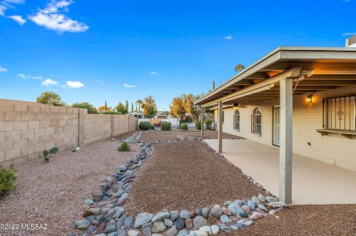 1458 Olympic Club Dr, Tucson AZ  85710-7250 exterior