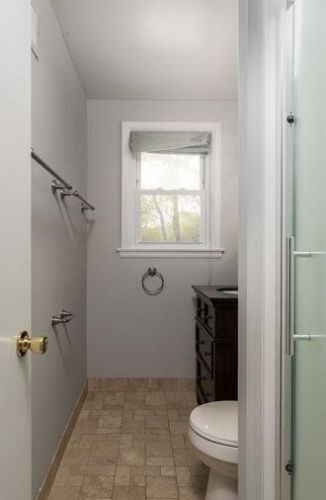 2441 111, Milwaukee WI 53226-4111 exterior