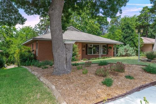 1217 Arizona Ave, Dallas, TX 75216-1021