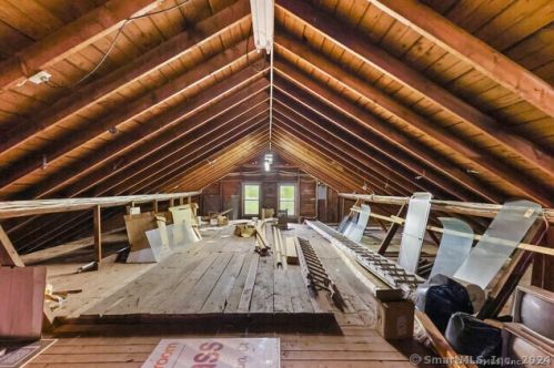 79 Commerce Ave, Killingly CT 06239-2804 exterior