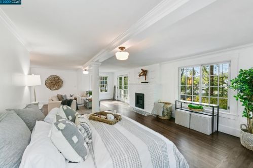 31 Ridge Park Ln, Concord CA 94518-1451 exterior