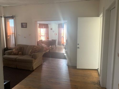 33 Vernon St, Worcester MA 01610-1919 exterior