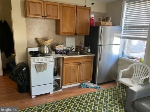 2113 28 St, Philadelphia PA 19145-2522 exterior