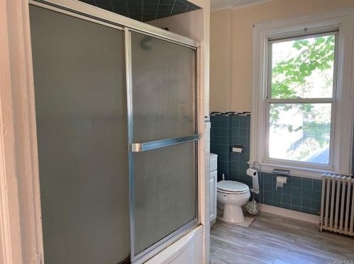 447 2 Ave, Mount Vernon NY 10550-4503 exterior