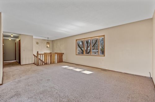 415 Brk Ave, Saint Paul MN 55109-2014 exterior