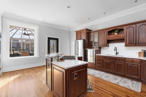 3826 Arsenal St, Saint Louis MO 63116-4803 exterior